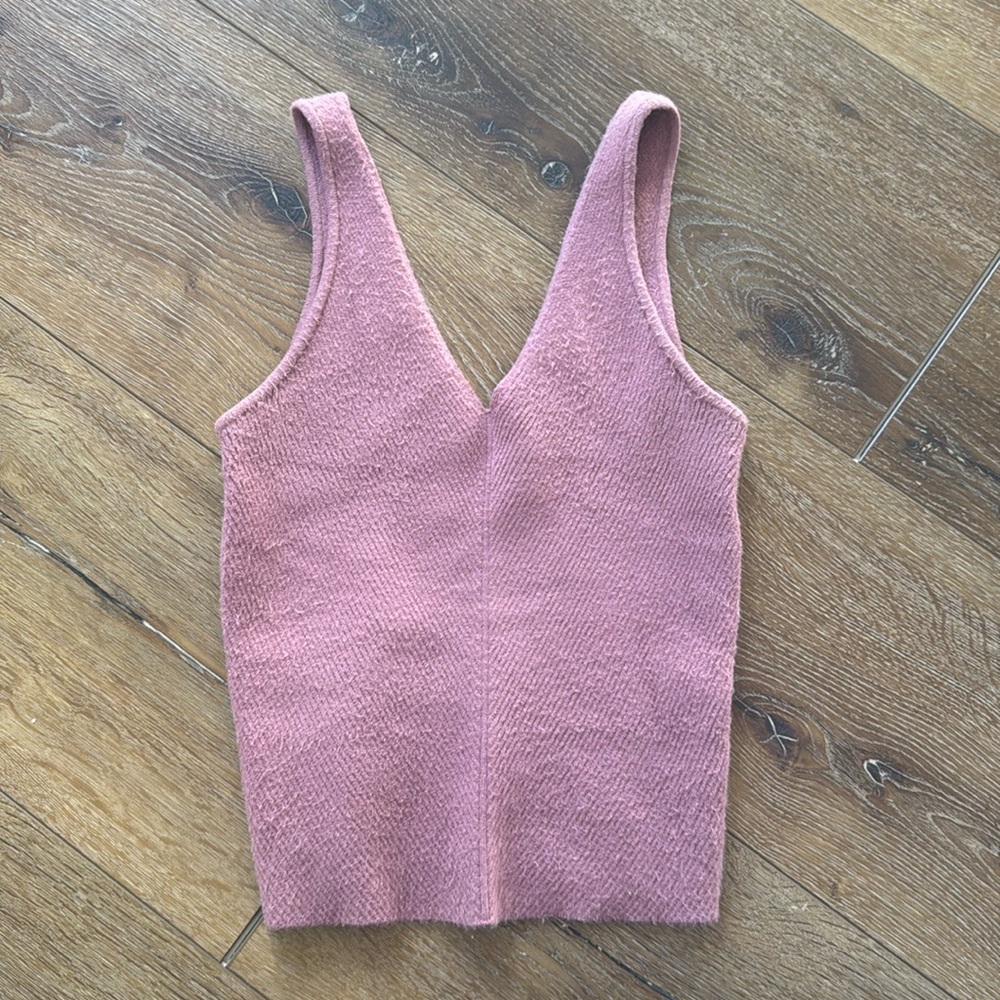Abercrombie & Fitch V-neck tank